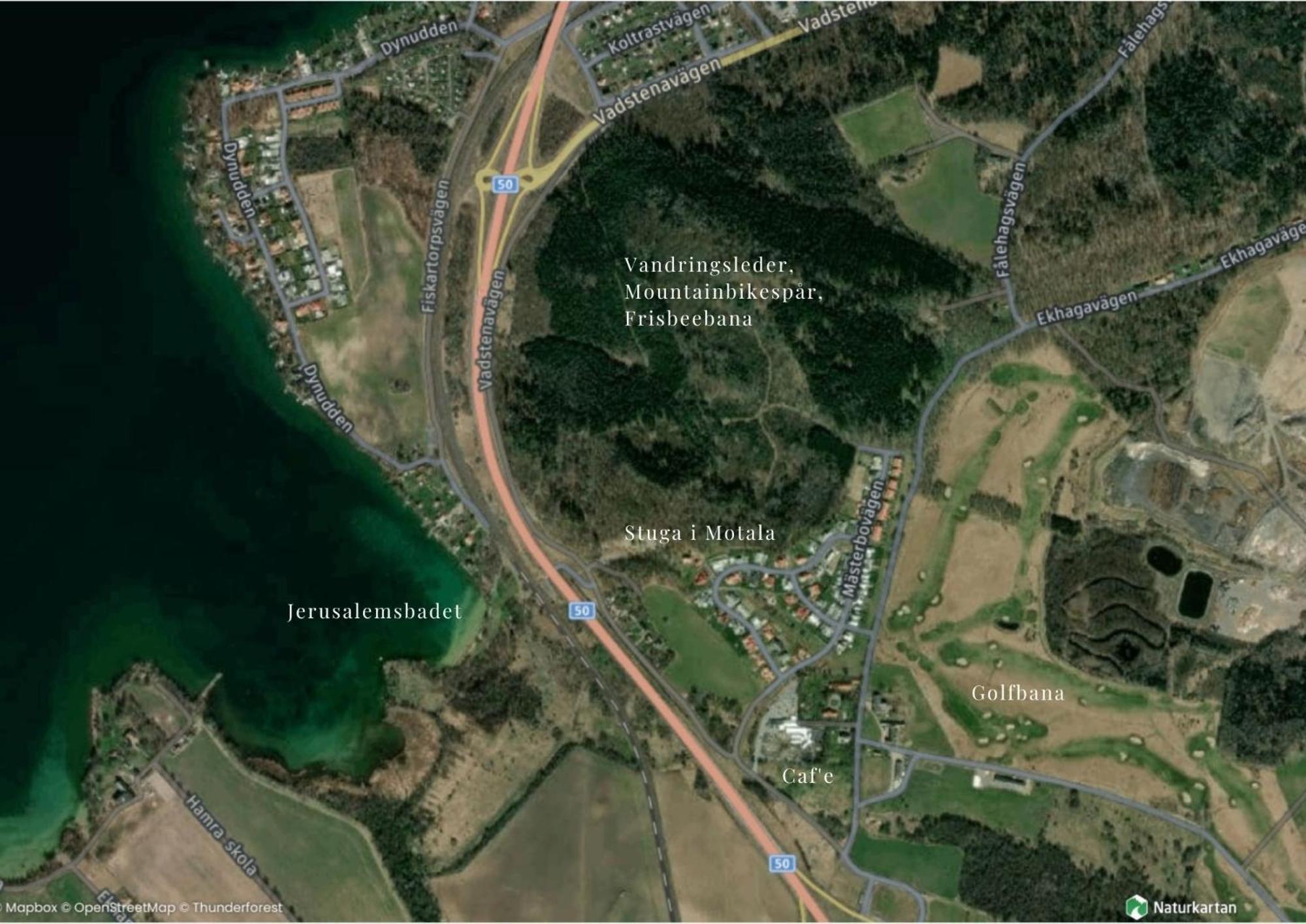 Boende - Stuga Naera Naturen, 3 Km Till Motala Centrum, Elbilsladdning Finns Pa Tomten - Privat Vaerd Luaran gambar